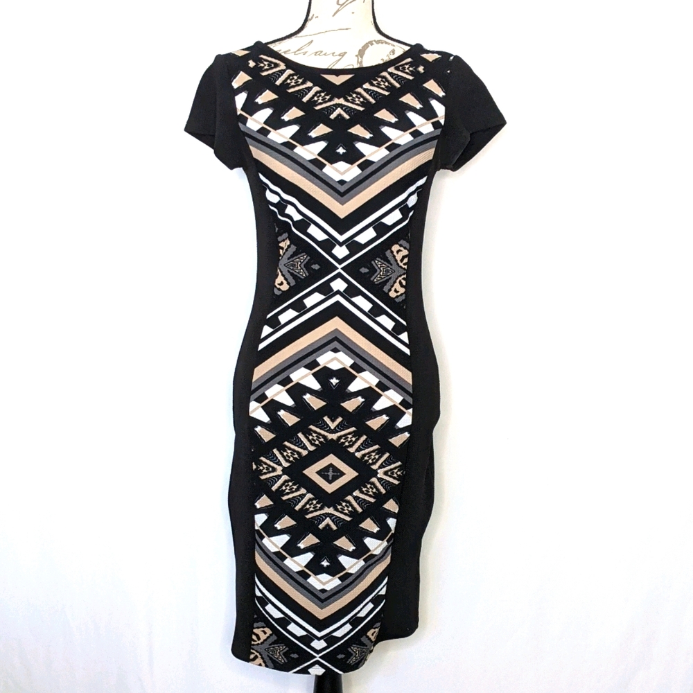 EUC Sami & Jo short sleeve sheath dress